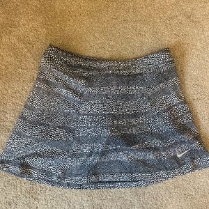 Brand New without tags Nike shirt size XS